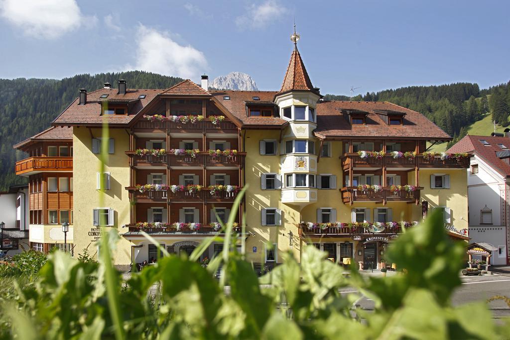 Hotel Corona Krone Селва ди Вал Гардена Екстериор снимка